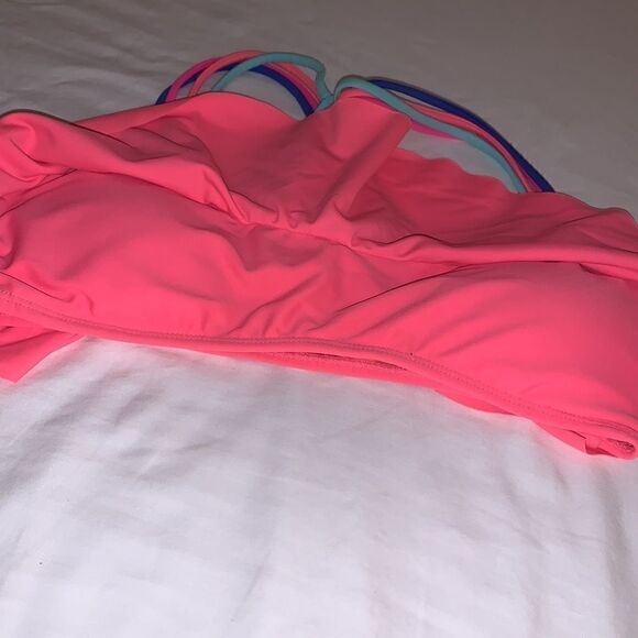 Cute bikini top racer back with ruffle - Picture 3 of 6